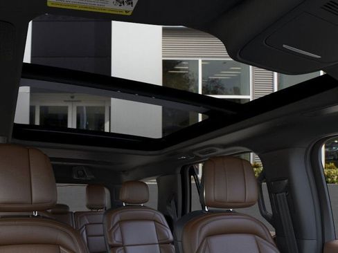 New 2026 Lincoln Navigator Reserve image 45