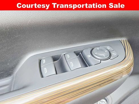 Used 2023 GMC Acadia SLE w/ Driver Convenience Package FWD image 36