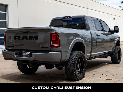 Used 2025 RAM 3500 Limited AWD/4WD image 12
