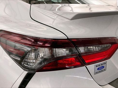 Used 2023 Toyota Camry SE image 28