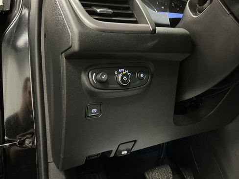 Used 2024 GMC Terrain AT4 w/ LPO, Floor Liner Package AWD/4WD image 11