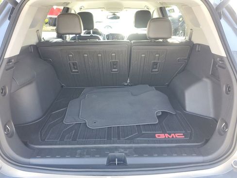 Used 2021 GMC Terrain SLT w/ Infotainment Package II image 8