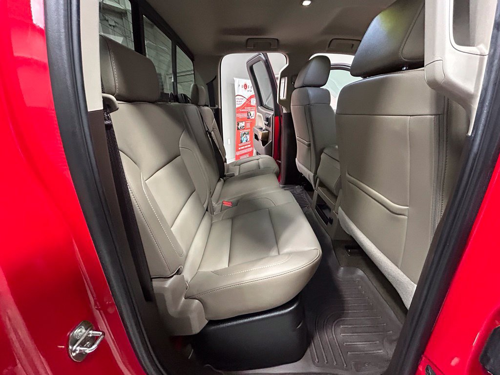 Used 2017 GMC Sierra 1500 SLT w/ SLT Premium Package AWD/4WD image 47