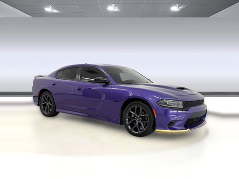 Used 2023 Dodge Charger R/T w/ Plus Group RWD image 6
