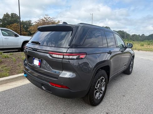 Used 2022 Jeep Grand Cherokee Trailhawk AWD/4WD image 21