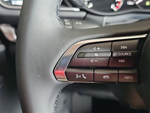 New 2025 MAZDA CX-30 AWD 2.5 S w/ Select Sport Pkg image 17