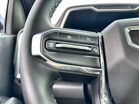 New 2026 GMC Canyon Elevation w/ Convenience Package image 31