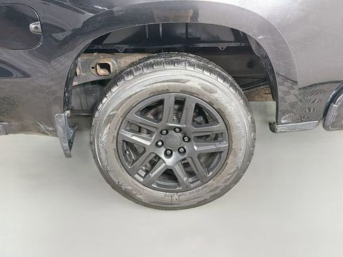 Used 2022 Chevrolet Silverado 1500 Custom image 34