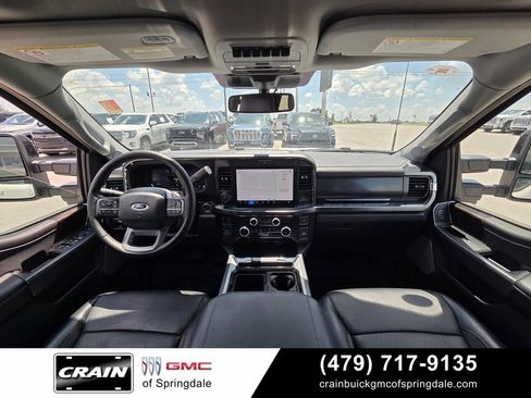 Used 2025 Ford F250 Lariat w/ Lariat Ultimate Package AWD/4WD image 27