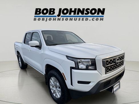 Used 2022 Nissan Frontier SV w/ Technology Package image 1