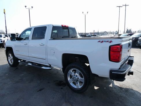Used 2016 Chevrolet Silverado 2500 LTZ w/ LTZ Plus Package image 7