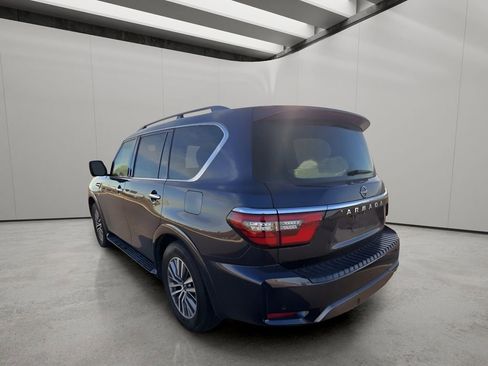 Used 2021 Nissan Armada SL w/ Captain's Chairs Package image 3