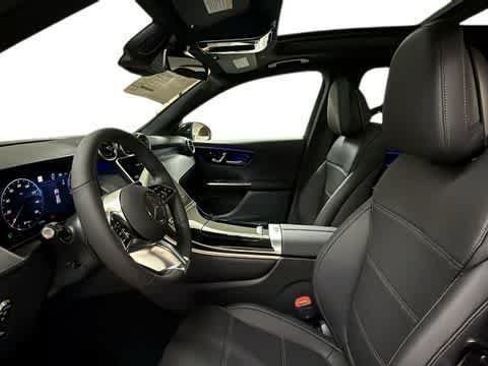 Certified 2026 Mercedes-Benz GLC 300 4MATIC image 4