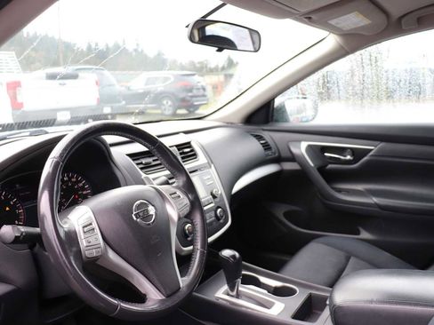 Used 2017 Nissan Altima 2.5 SR image 10
