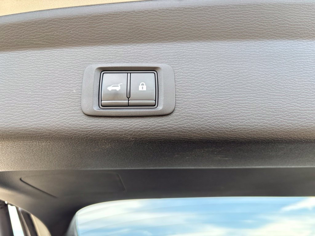 Used 2023 Mitsubishi Outlander SE AWD/4WD image 36