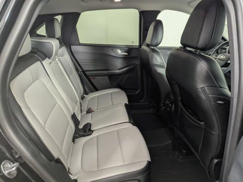 Used 2023 Ford Escape Platinum AWD/4WD image 21