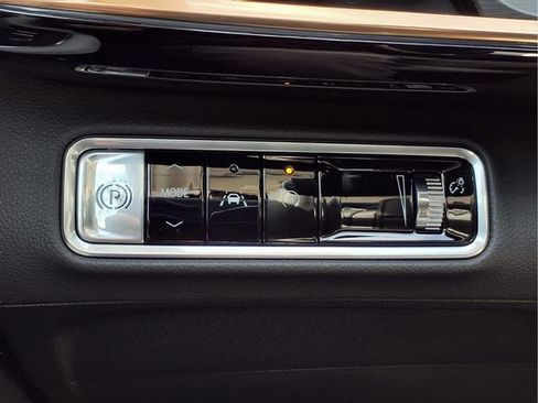 New 2026 Buick Envision Avenir AWD/4WD image 12