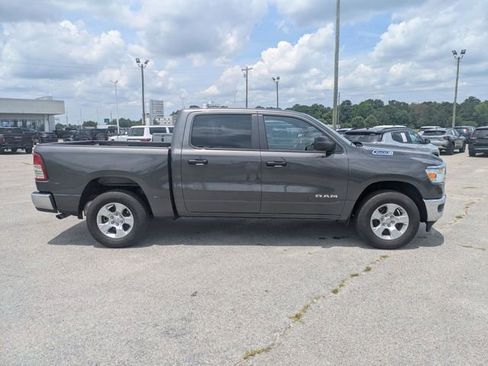 Used 2023 RAM 1500 Big Horn AWD/4WD image 2