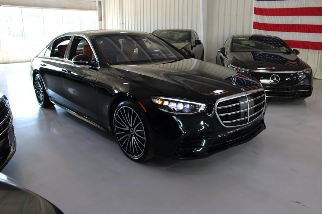 Used 2021 Mercedes-Benz S 580 4MATIC Sedan w/ AMG Line image 43