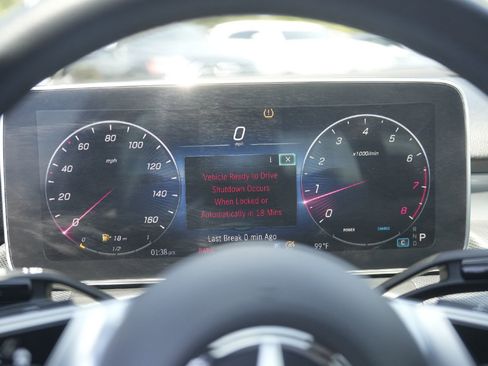 Used 2024 Mercedes-Benz C 300 4MATIC Sedan image 15