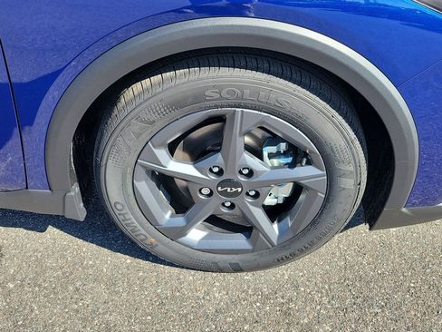 New 2026 Kia K4 LXS image 38