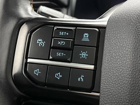 Used 2023 Ford Expedition Max Platinum image 22