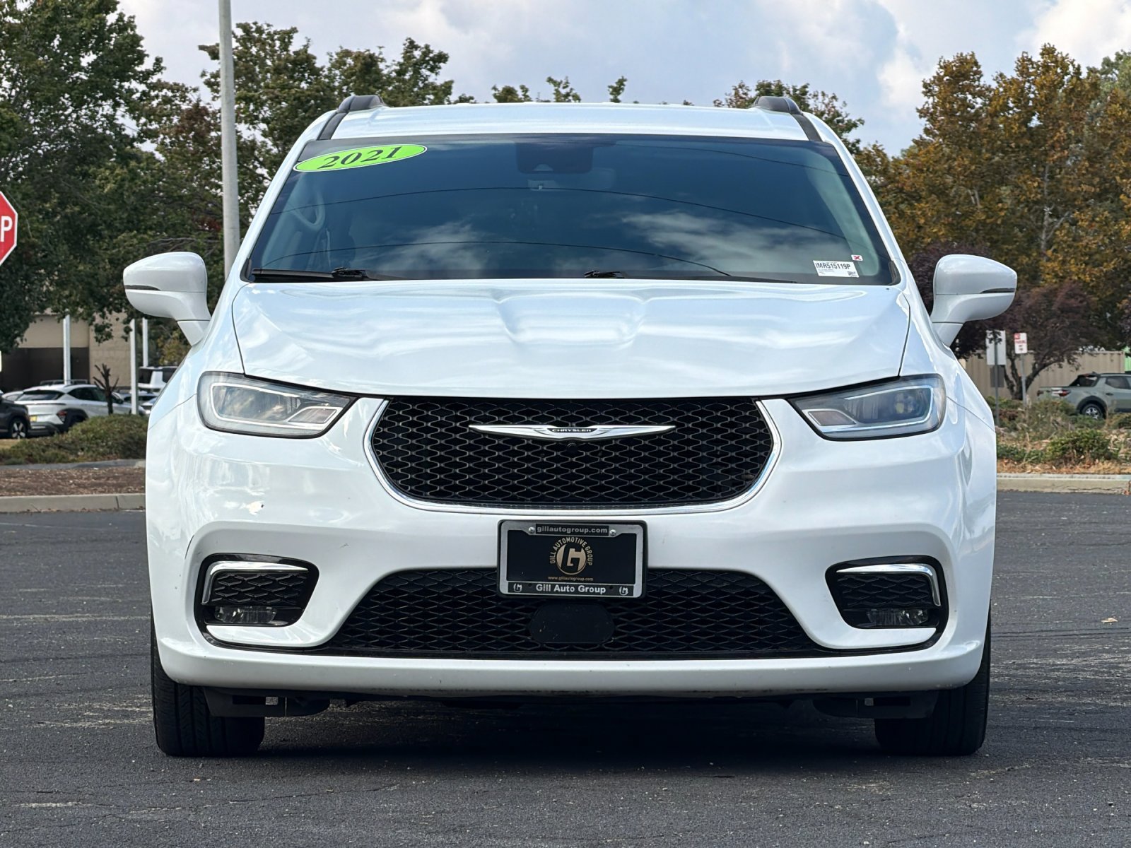 Used 2021 Chrysler Pacifica Touring FWD image 9