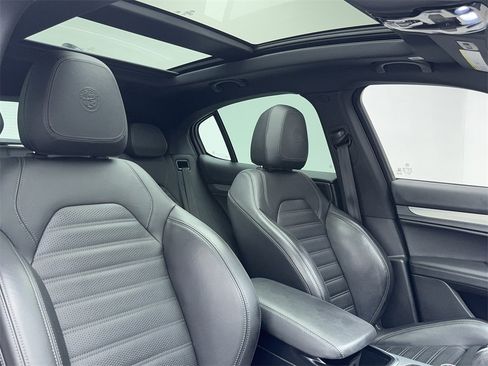 Used 2022 Alfa Romeo Stelvio Veloce image 46