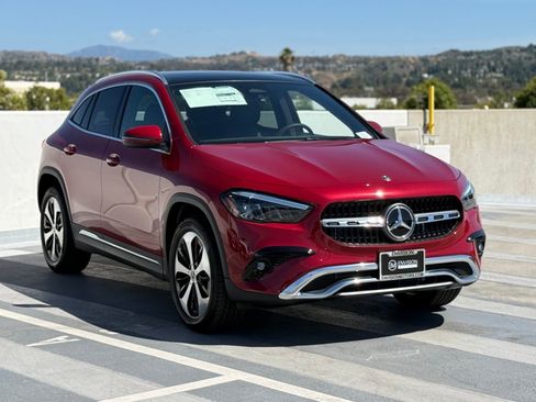 New 2026 Mercedes-Benz GLA 250 image 8