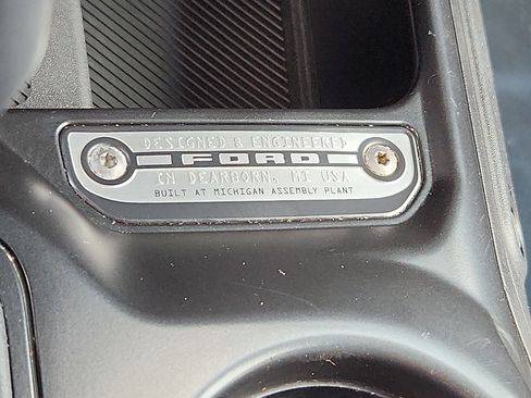 Used 2025 Ford Bronco Outer Banks AWD/4WD image 23