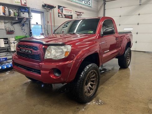 Used 2007 Toyota Tacoma 4x4 Regular Cab image 1