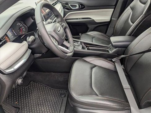 Used 2024 Jeep Compass Limited image 15