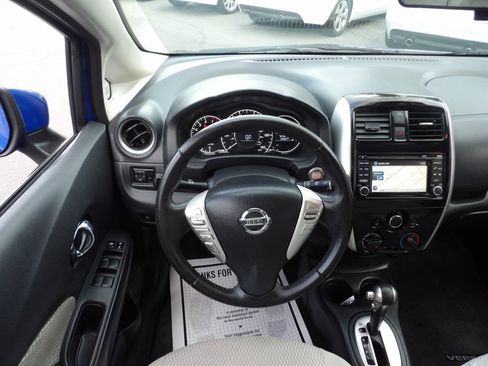 Used 2015 Nissan Versa Note FWD image 5