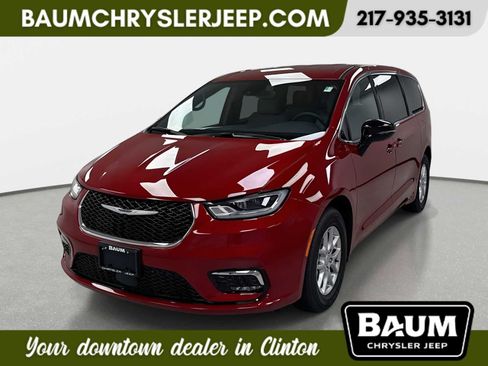 New 2026 Chrysler Pacifica Select FWD image 1