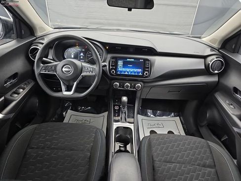 Used 2024 Nissan Kicks SV image 21