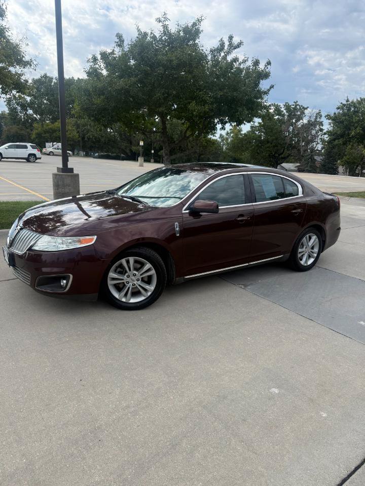 Used 2010 Lincoln MKS FWD image 23