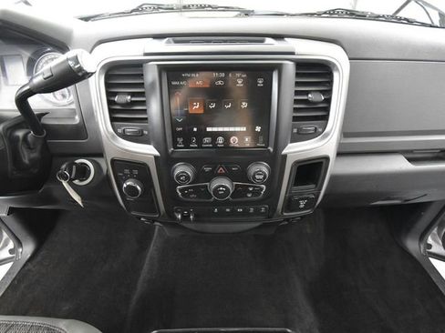 Used 2016 RAM 3500 Big Horn image 33