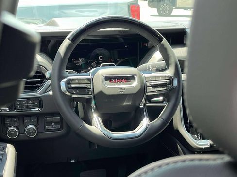 New 2026 GMC Yukon Elevation w/ Elevation Premium Package AWD/4WD image 12