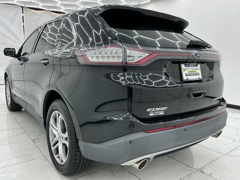 Used 2016 Ford Edge Titanium FWD image 12