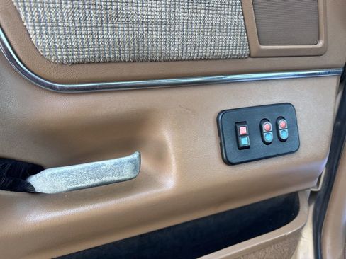 Used 1990 Ford F250 2WD SuperCab image 12