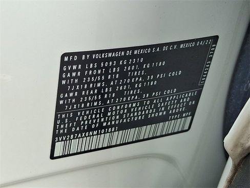 Used 2022 Volkswagen Tiguan SE image 29