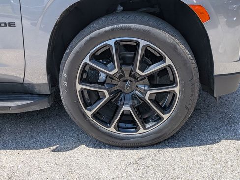 Used 2021 Chevrolet Tahoe RST w/ Rear Media and Nav Package image 11