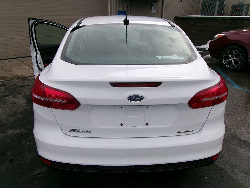 Used 2016 Ford Focus S FWD image 4