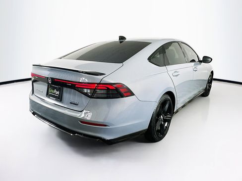 Used 2025 Honda Accord Sport image 9