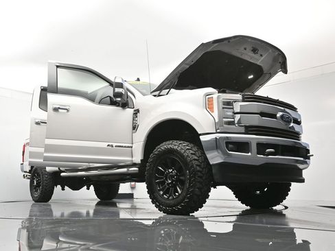 Used 2019 Ford F350 King Ranch w/ Tow Technology Bundle AWD/4WD image 50