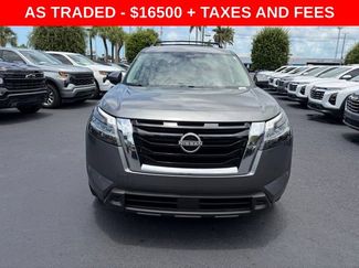 Used 2022 Nissan Pathfinder SV FWD video 2