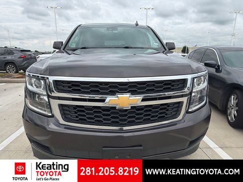 Used 2018 Chevrolet Suburban LT RWD image 8