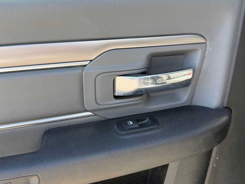 Used 2021 RAM 1500 Classic SLT RWD image 23