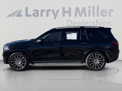 Used 2024 Mercedes-Benz GLS 580 4MATIC image 2