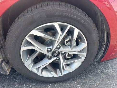 Used 2023 Hyundai Sonata SEL FWD image 28